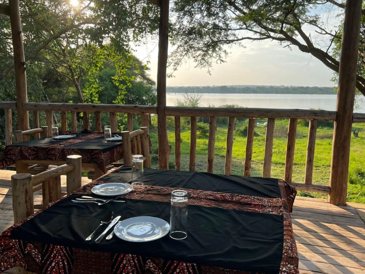 Murchison Giraffe Camp Paraa ภายนอก รูปภาพ