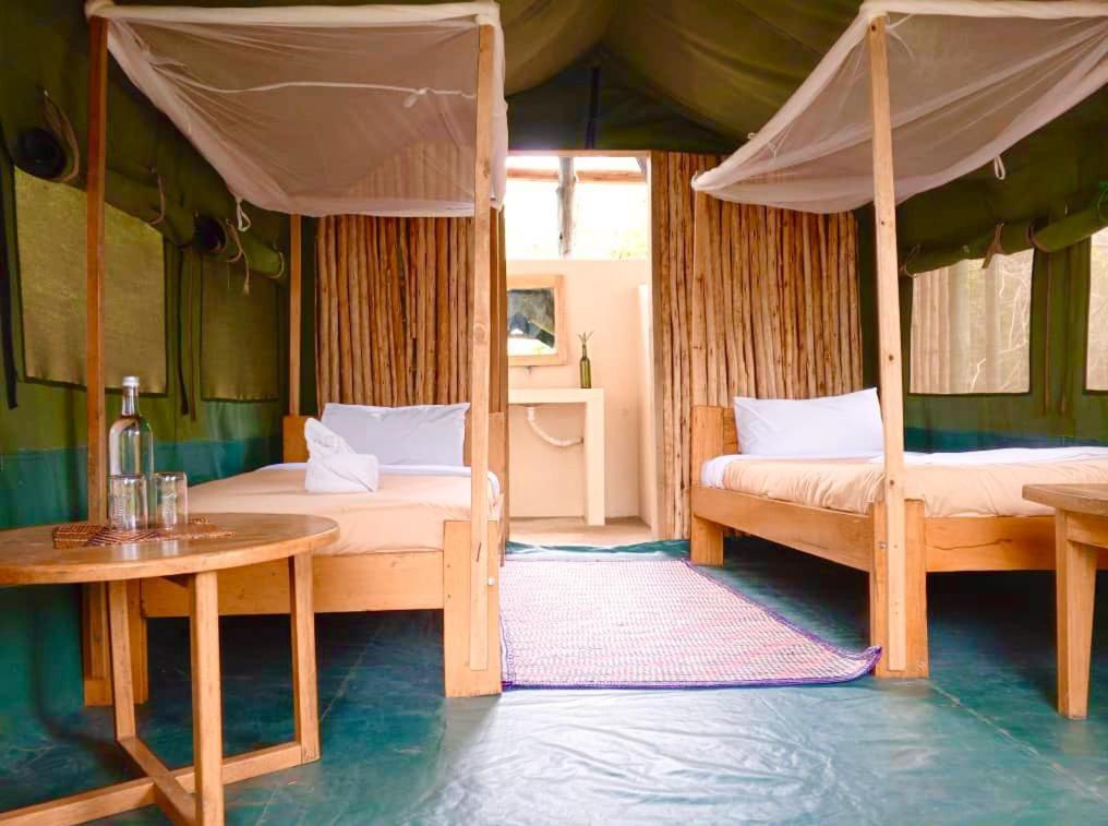 Murchison Giraffe Camp Paraa ภายนอก รูปภาพ